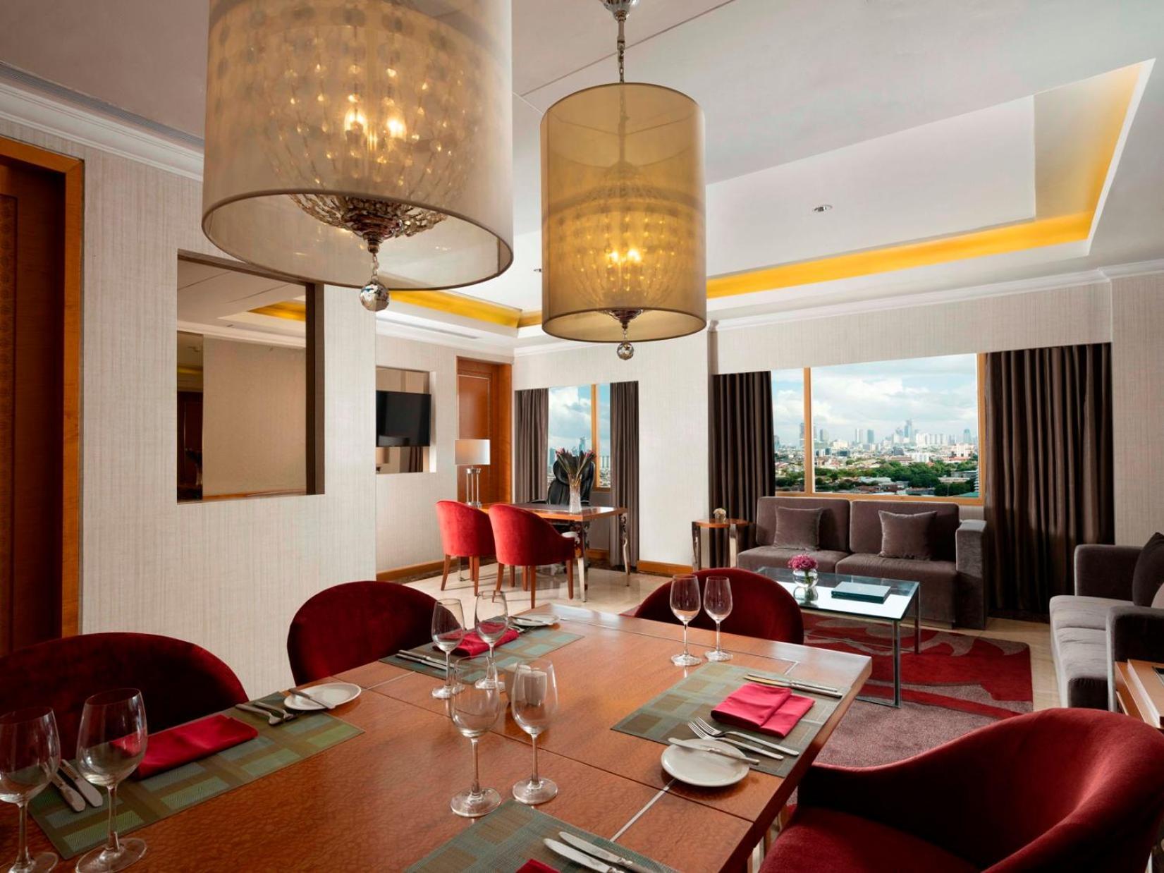 Hotel Ciputra Jakarta Managed By Swiss-Belhotel International Exteriér fotografie